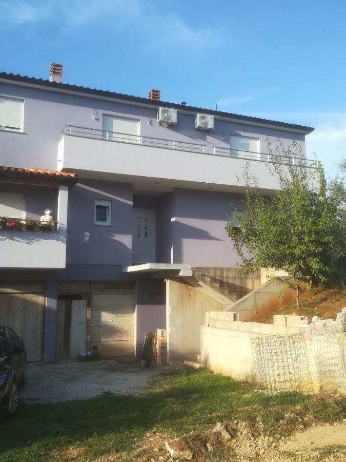 Apartamento Apartman Ki Pula Exterior foto